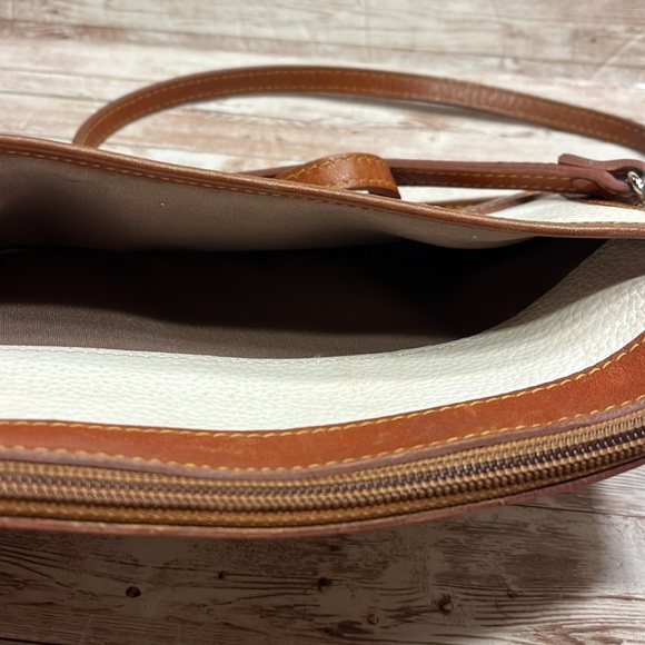 Coldwater Canyon Pebbled Genuine Leather Cream and Brown Shoulder Bag - Picture 5 of 14